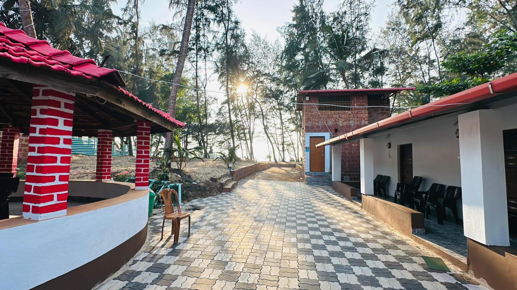 White Sand Beach Stay Resort Kumta Ngoại thất bức ảnh